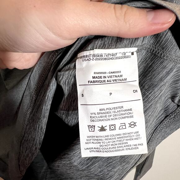 NWT Nike Gray Training Long Sleeve - Picture 4 of 5